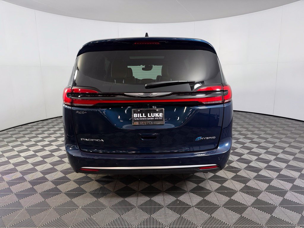 Used 2023 Chrysler Pacifica Pinnacle FWD image 8