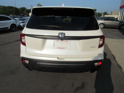Used 2019 Honda Passport Sport image 6