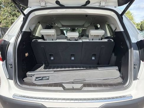 Certified 2024 Subaru Ascent Limited w/ Technology Package AWD/4WD image 31