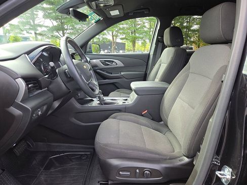 Certified 2023 Chevrolet Traverse LT image 11