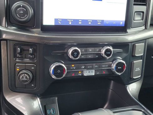 Certified 2022 Ford F150 XLT w/ Equipment Group 302A High image 28