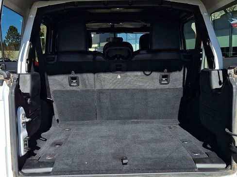 Used 2020 Jeep Wrangler Unlimited Sport image 26