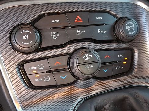 Used 2016 Dodge Challenger R/T Scat Pack image 14