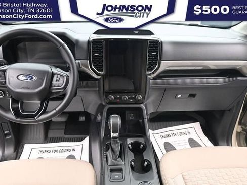 Used 2025 Ford Ranger XLT w/ Chrome Accent Package AWD/4WD image 19