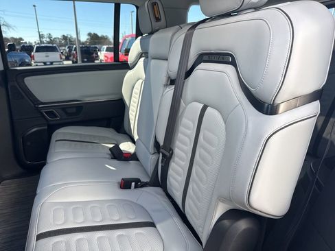 Used 2024 Rivian R1S Adventure image 25