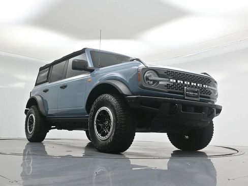 Certified 2021 Ford Bronco Badlands w/ Sasquatch Package image 47