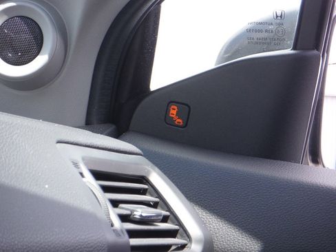Used 2022 Honda Pilot Special Edition image 33