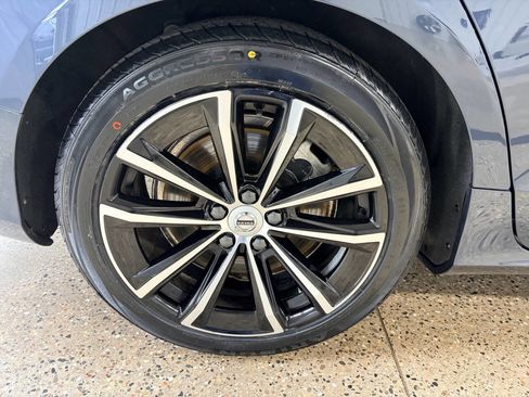 Used 2024 Volvo S60 T8 Core w/ Climate Package image 37