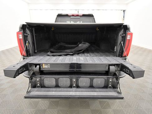 Used 2024 GMC Sierra 2500 Denali w/ Denali Reserve Package AWD/4WD image 7