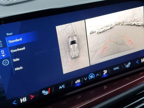 New 2026 Chevrolet Traverse Z71 w/ Enhanced Driving Package image 15