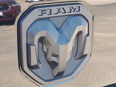 Used 2023 RAM 1500 Big Horn AWD/4WD image 30