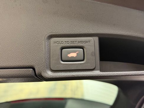 Used 2024 Acura RDX SH-AWD image 35