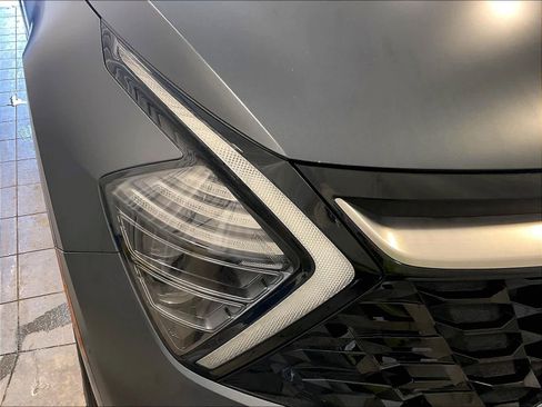 Used 2023 Kia Sportage SX Prestige image 33