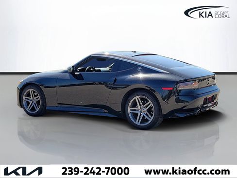 Used 2024 Nissan Z Sport w/ Floor Mat Package image 4