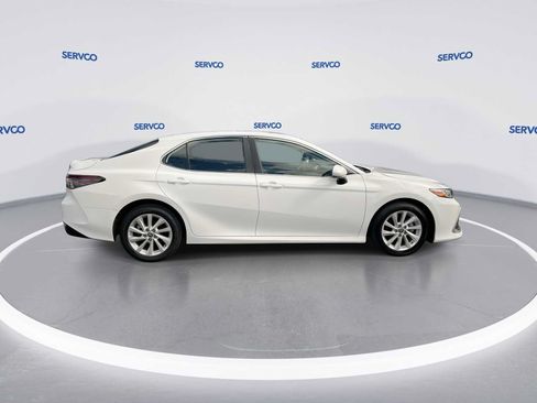 Used 2022 Toyota Camry LE FWD image 9