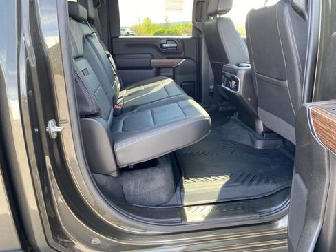 Used 2022 Chevrolet Silverado 2500 High Country w/ Technology Package AWD/4WD image 19