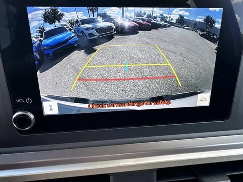 Certified 2024 Toyota Tacoma SR5 image 27