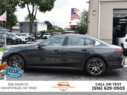 Used 2026 BMW 530i RWD image 9