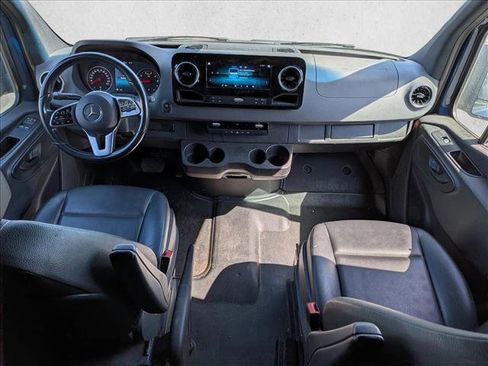 Used 2021 Mercedes-Benz Sprinter 1500 image 15