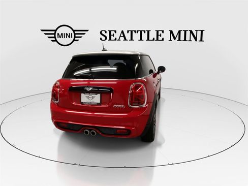 Used 2020 MINI Cooper S w/ Premium Package FWD image 10