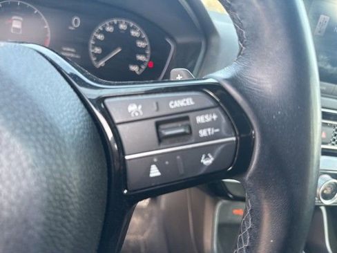 Used 2023 Honda Civic Sport image 11