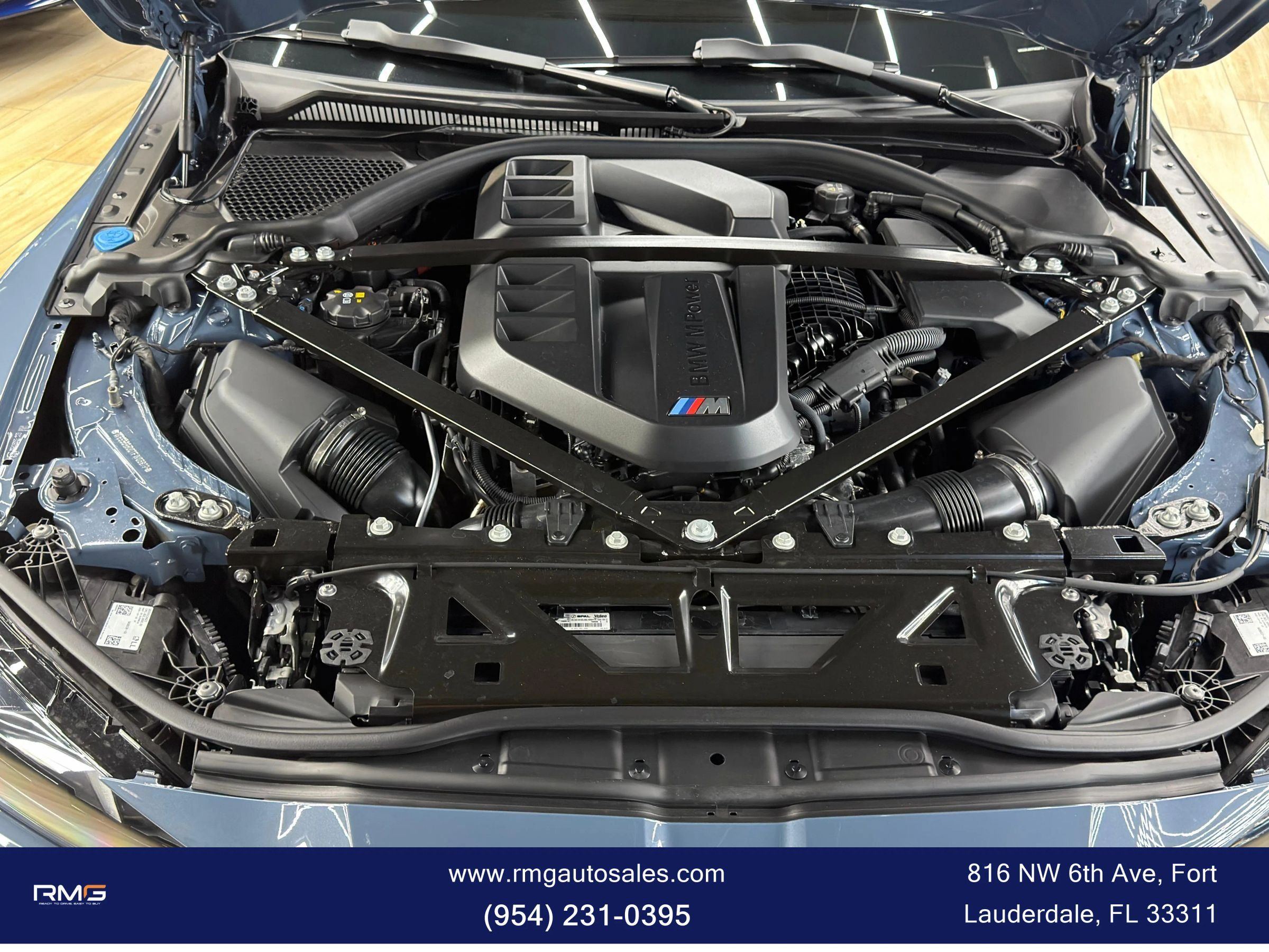 Used 2026 BMW M3 Competition w/ M Carbon Exterior Package AWD/4WD image 28