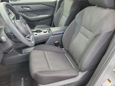 Used 2024 Nissan Rogue SV AWD/4WD image 14