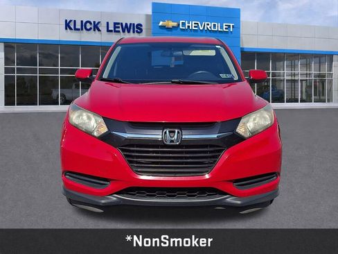 Used 2016 Honda HR-V LX image 2