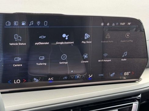 New 2026 Chevrolet Traverse LT w/ Sun and Wheel Package FWD image 33