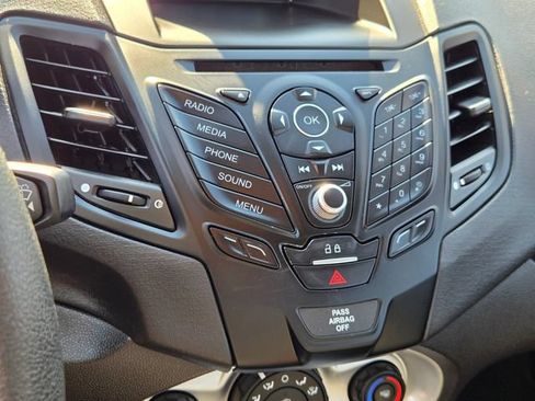 Used 2019 Ford Fiesta SE FWD image 20