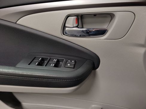 Used 2020 Honda Pilot LX image 20