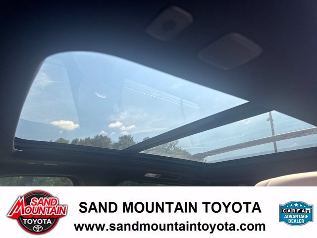 Used 2023 Toyota Sequoia Capstone AWD/4WD image 16