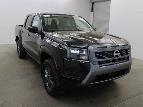 New 2026 Nissan Frontier SV AWD/4WD image 6