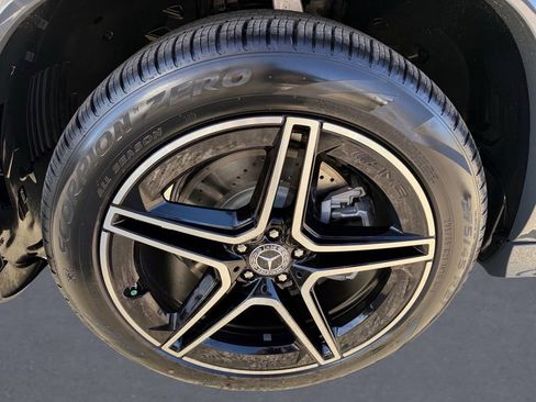 New 2026 Mercedes-Benz GLS 450 4MATIC image 8