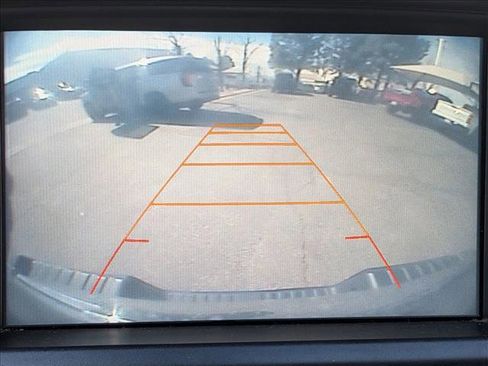 Used 2016 Chevrolet Colorado Z71 image 12