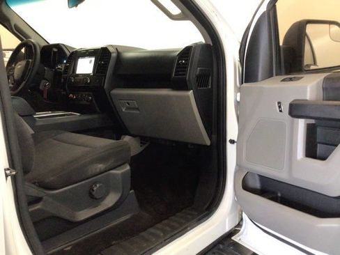 Used 2018 Ford F150 XL w/ Equipment Group 101A Mid AWD/4WD image 8