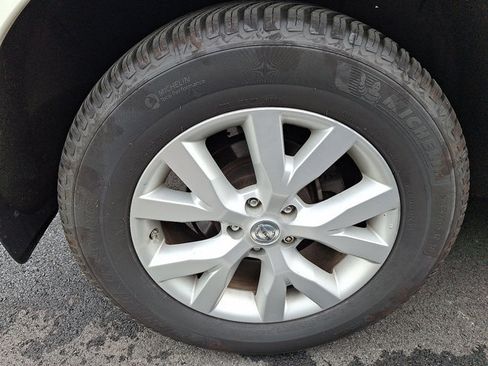Used 2011 Nissan Murano S AWD/4WD image 7