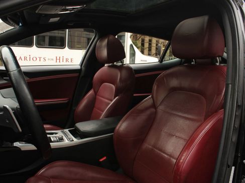 Used 2018 Kia Stinger GT2 image 16