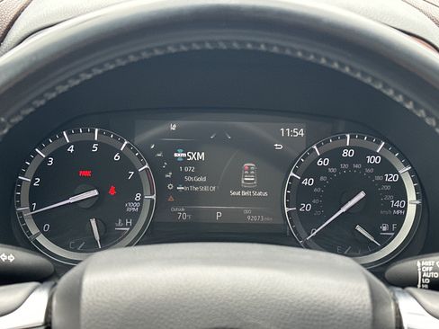 Used 2021 Toyota Highlander Platinum AWD/4WD image 18