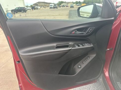 Used 2019 Chevrolet Equinox Premier AWD/4WD image 6