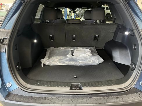 New 2026 Chevrolet Equinox LT FWD image 21
