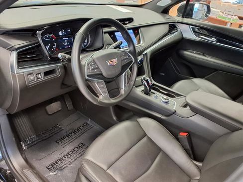 Certified 2025 Cadillac XT5 Premium Luxury image 19