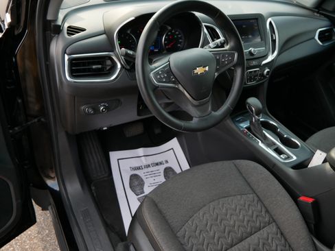 Used 2023 Chevrolet Equinox LT AWD/4WD image 19