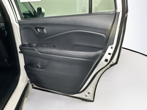 Used 2023 Honda Passport EX-L image 30