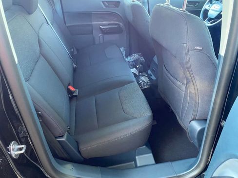 New 2025 Ford Maverick XL w/ Equipment Group 101A image 19