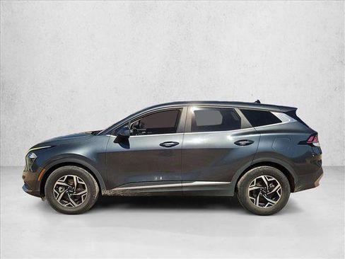 Used 2023 Kia Sportage LX FWD image 9