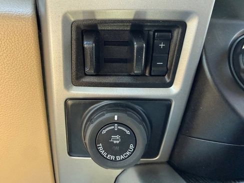 Used 2021 Ford F350 Lariat w/ Lariat Ultimate Package image 27