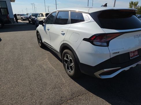 Certified 2024 Kia Sportage LX FWD image 4
