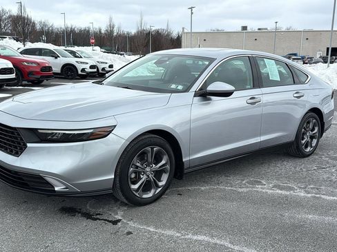 Used 2023 Honda Accord EX image 15