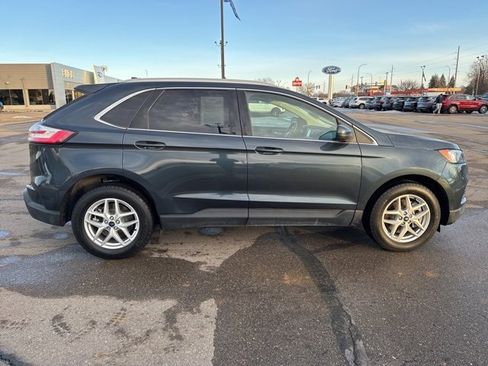 Used 2022 Ford Edge SEL w/ Convenience Package image 9